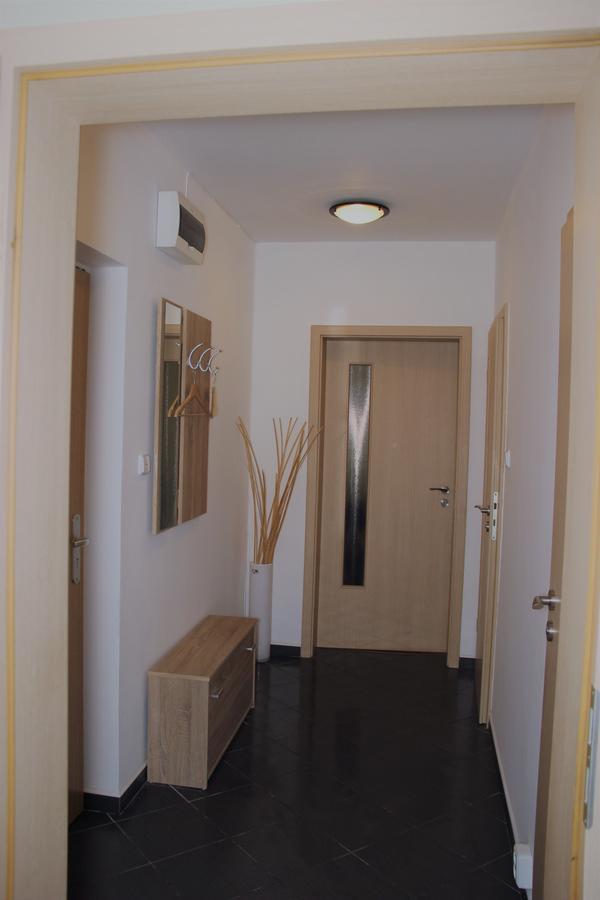 Apartment 3Kk De Luxe Бероун Екстер'єр фото