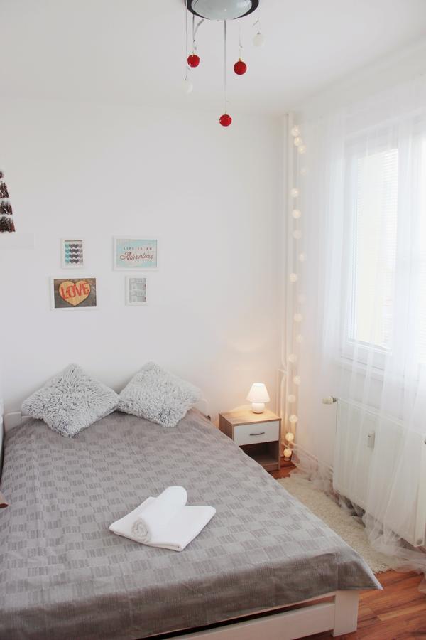 Apartment 3Kk De Luxe Бероун Екстер'єр фото